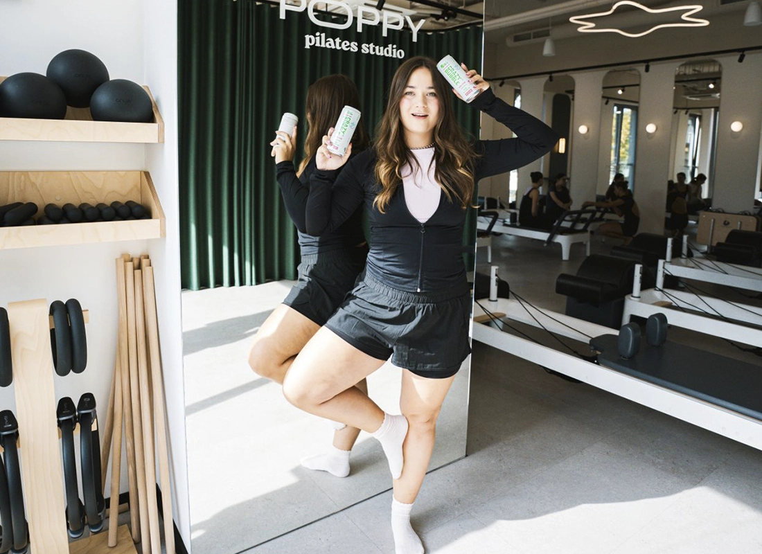 Woda kokosowa Crazy Bubble podczas zajęć Pilates w POPPY Pilates Studio w Katowicach